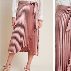 Anthropologie Paulina Pleated MIDI - Size 6